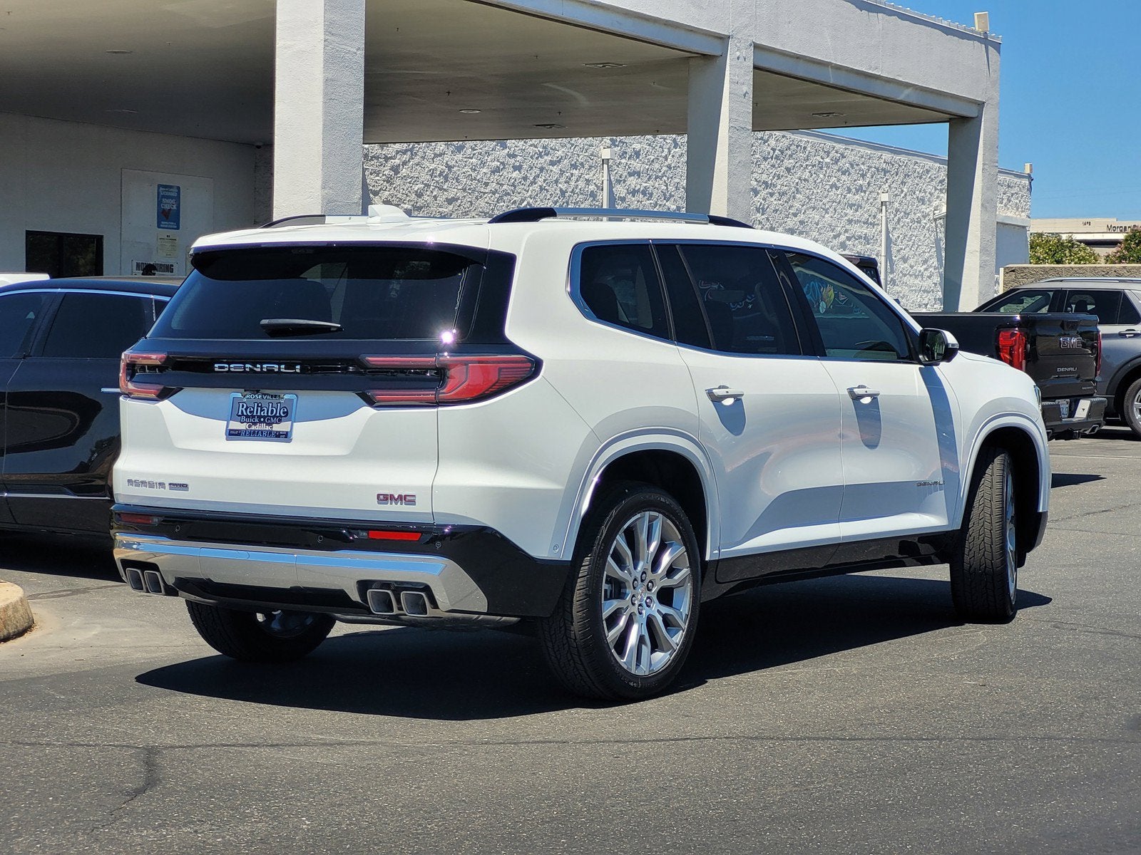 2026 GMC Acadia Denali