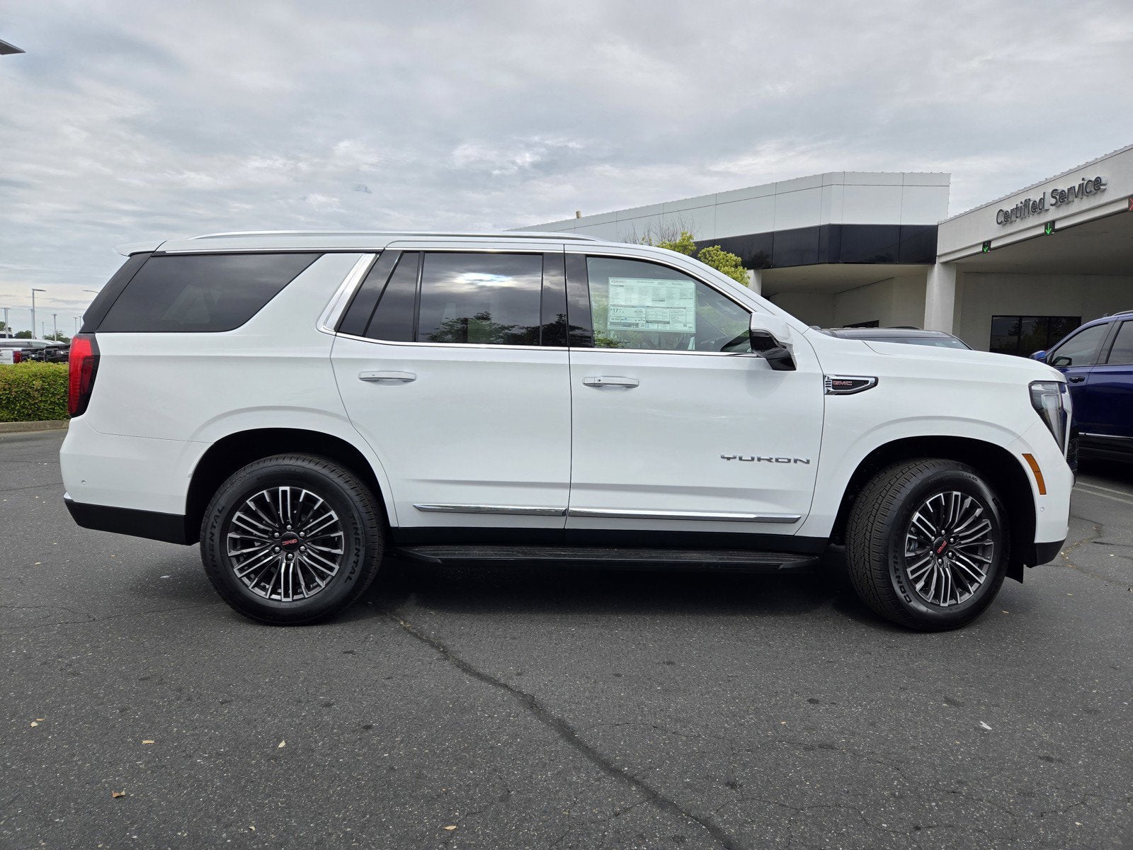 2026 GMC Yukon Elevation