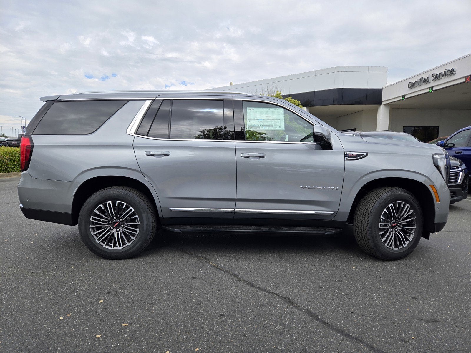 2026 GMC Yukon Elevation