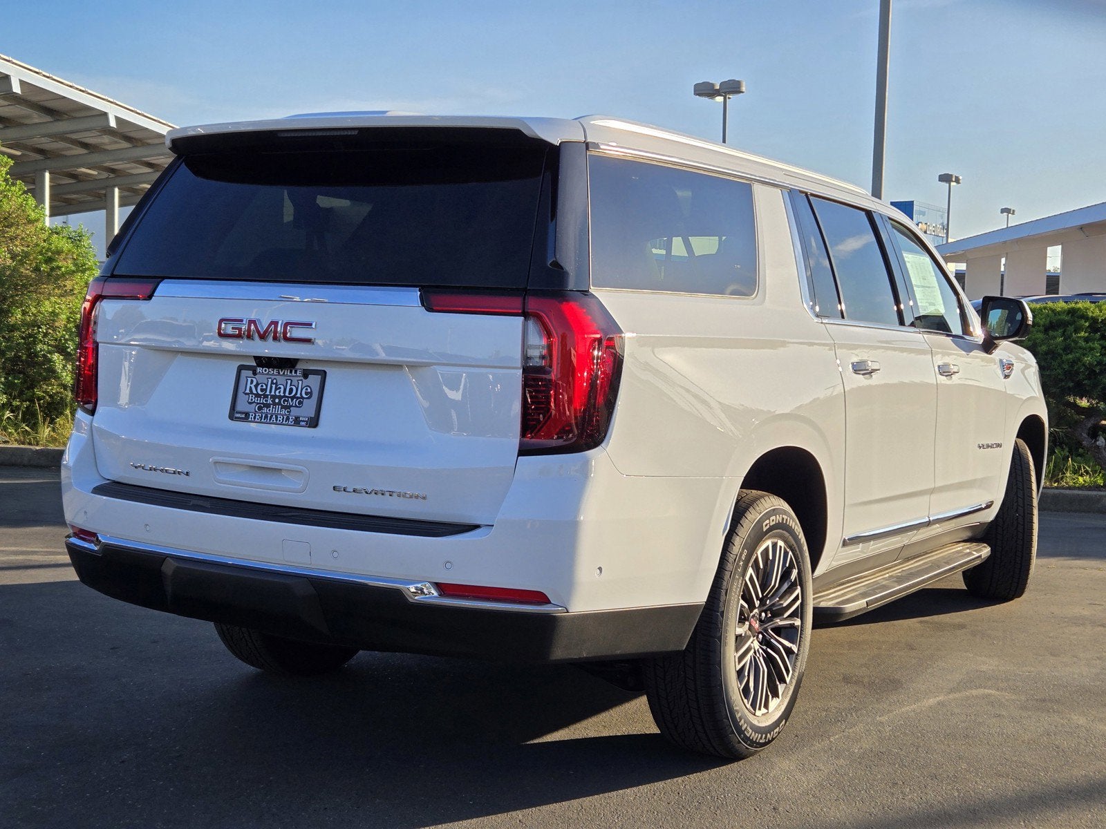 2026 GMC Yukon XL Elevation