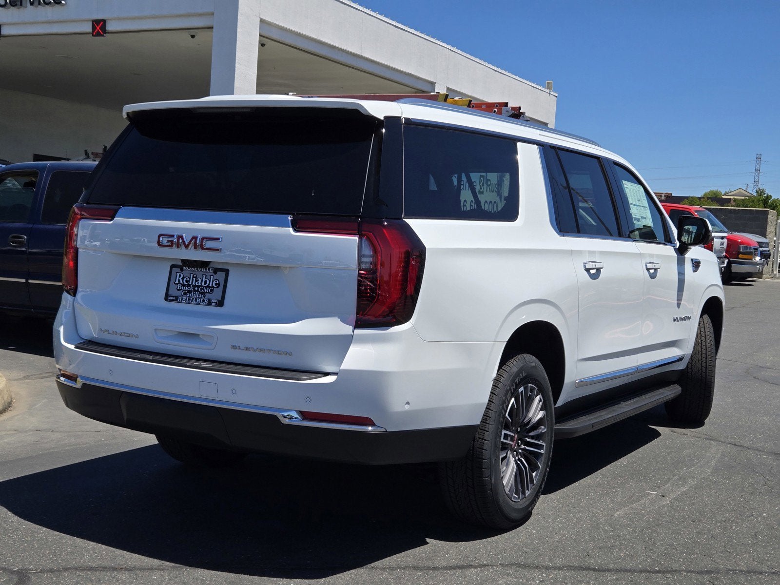 2026 GMC Yukon XL Elevation