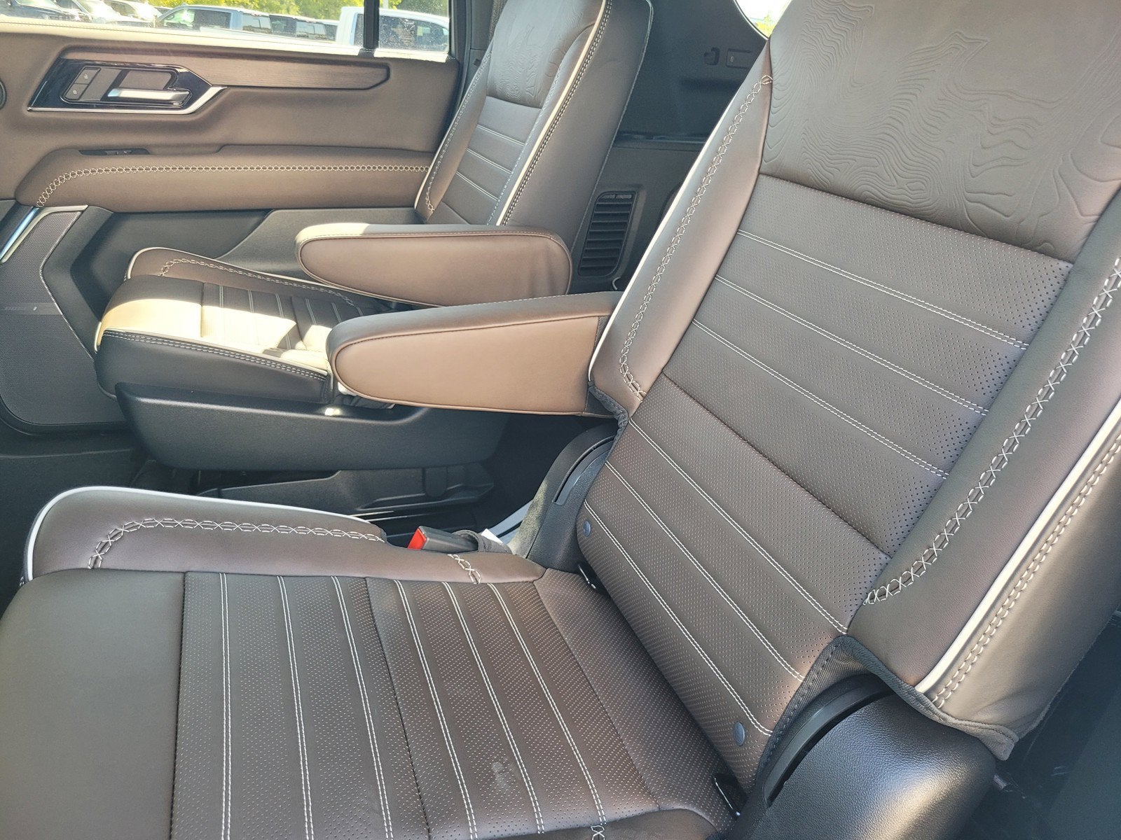 2027 GMC Yukon XL Denali Ultimate