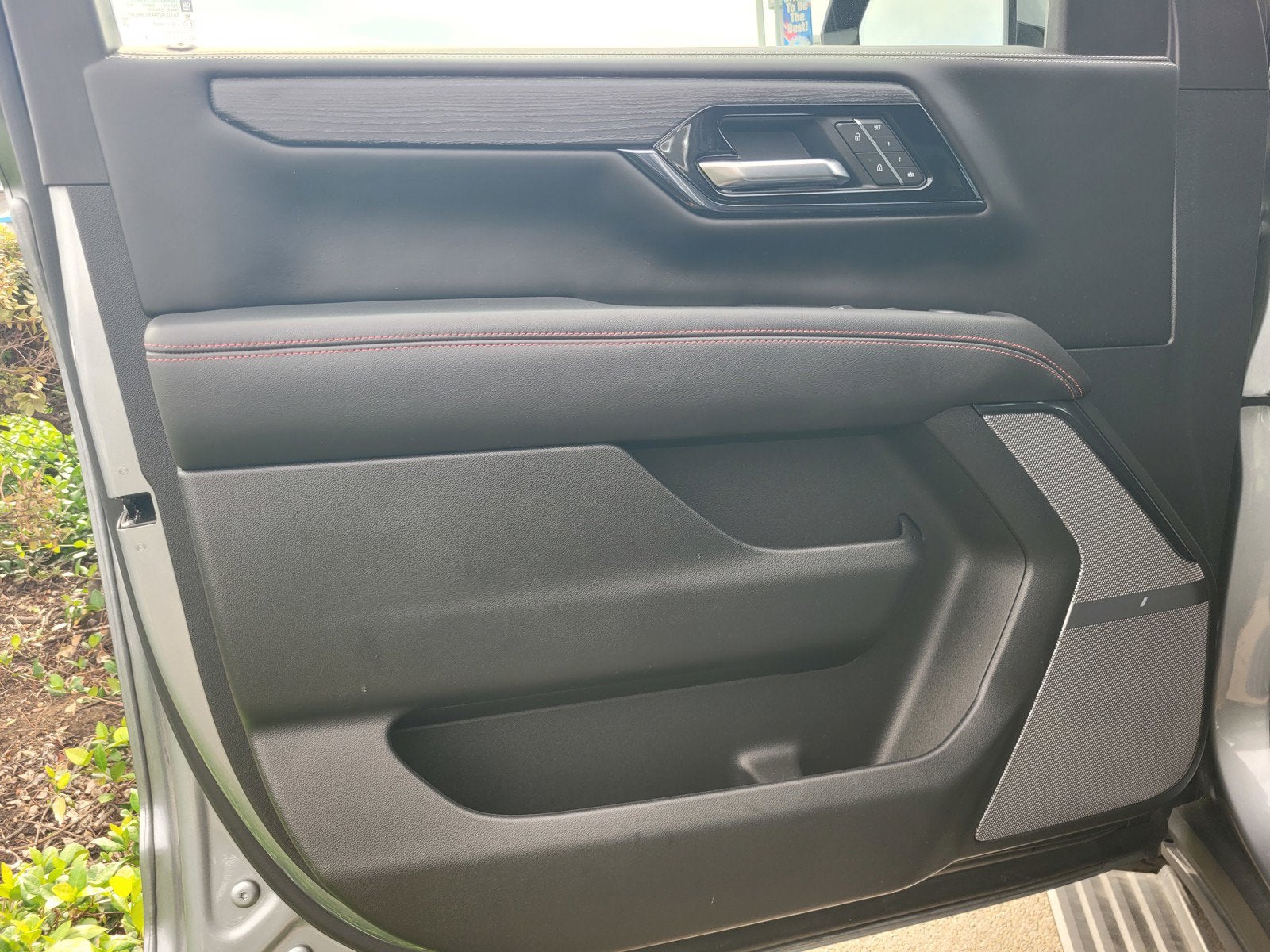 2025 GMC Yukon AT4 Ultimate