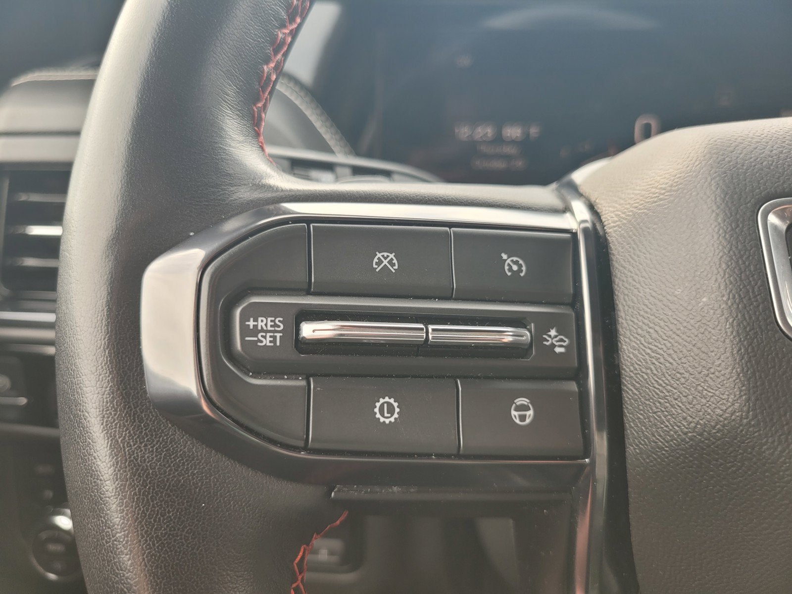 2025 GMC Yukon AT4 Ultimate