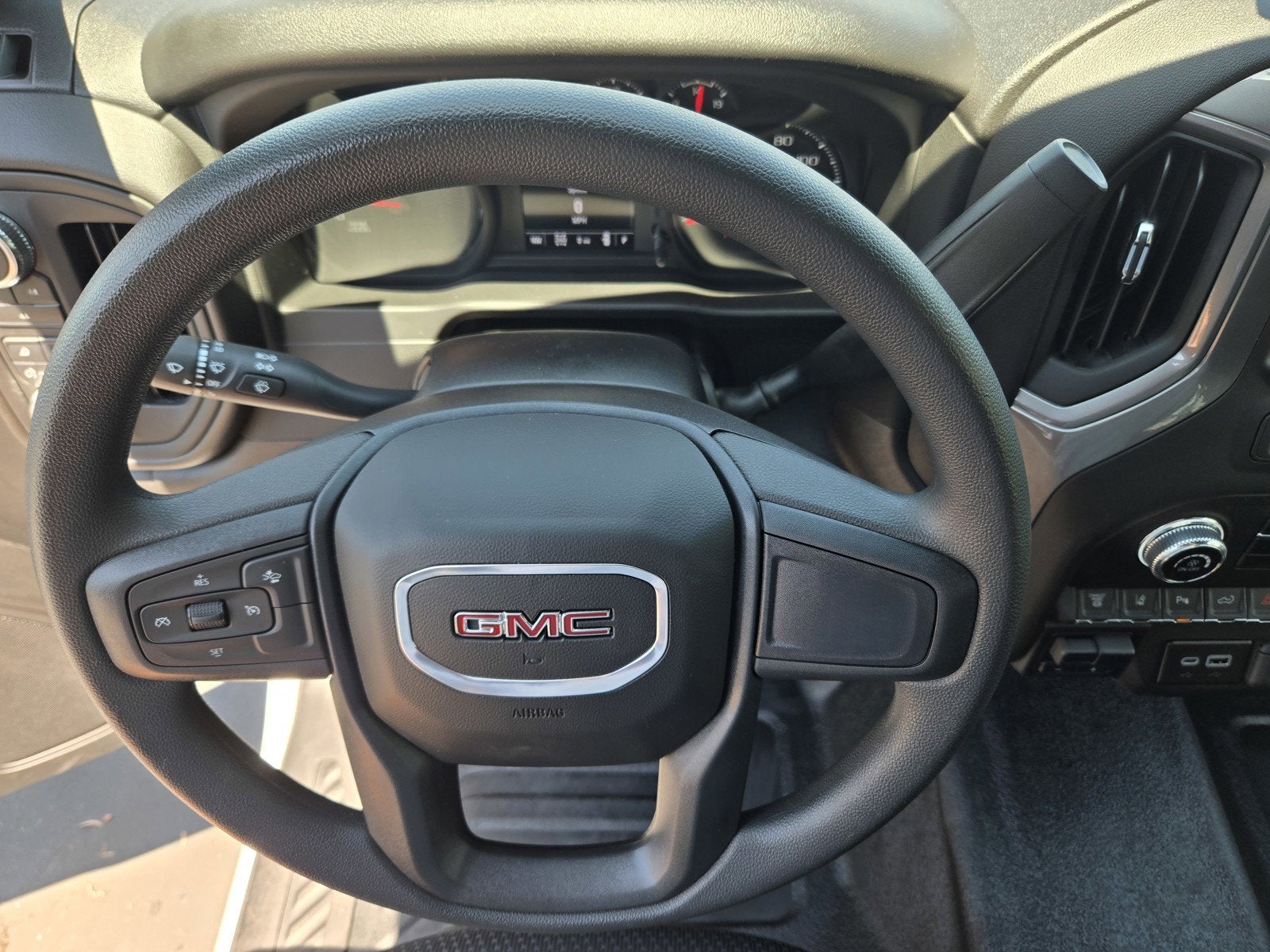 2025 GMC Sierra 2500 HD Pro