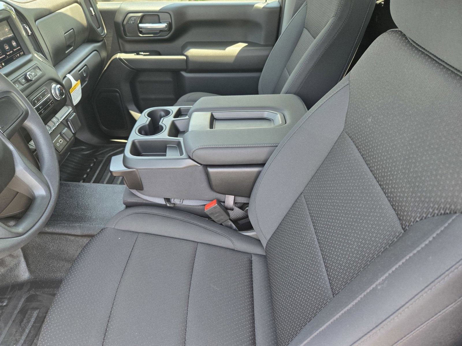 2025 GMC Sierra 2500 HD Pro