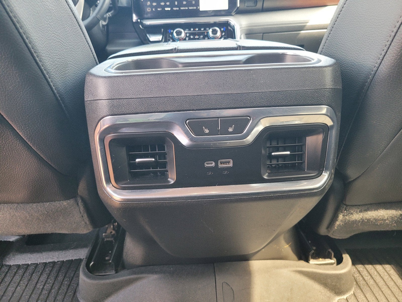 2024 GMC Sierra 3500 HD Denali