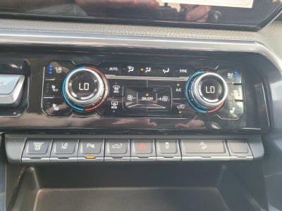 2024 GMC Sierra 3500 HD Denali