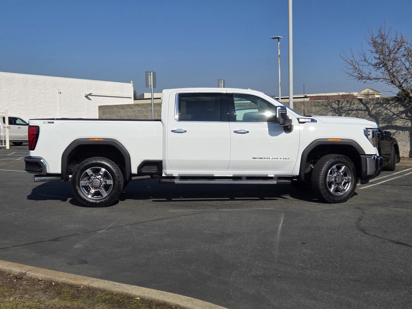 2026 GMC Sierra 2500 HD SLT