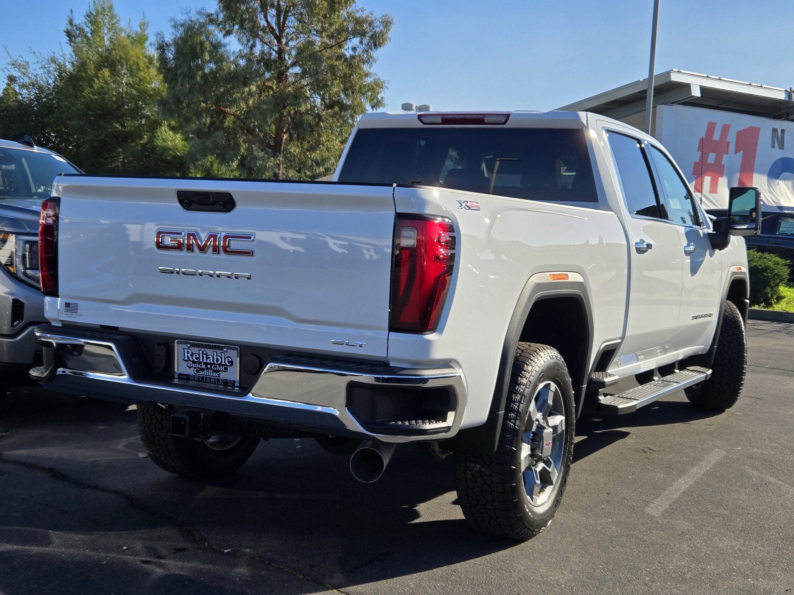 2026 GMC Sierra 2500 HD SLT