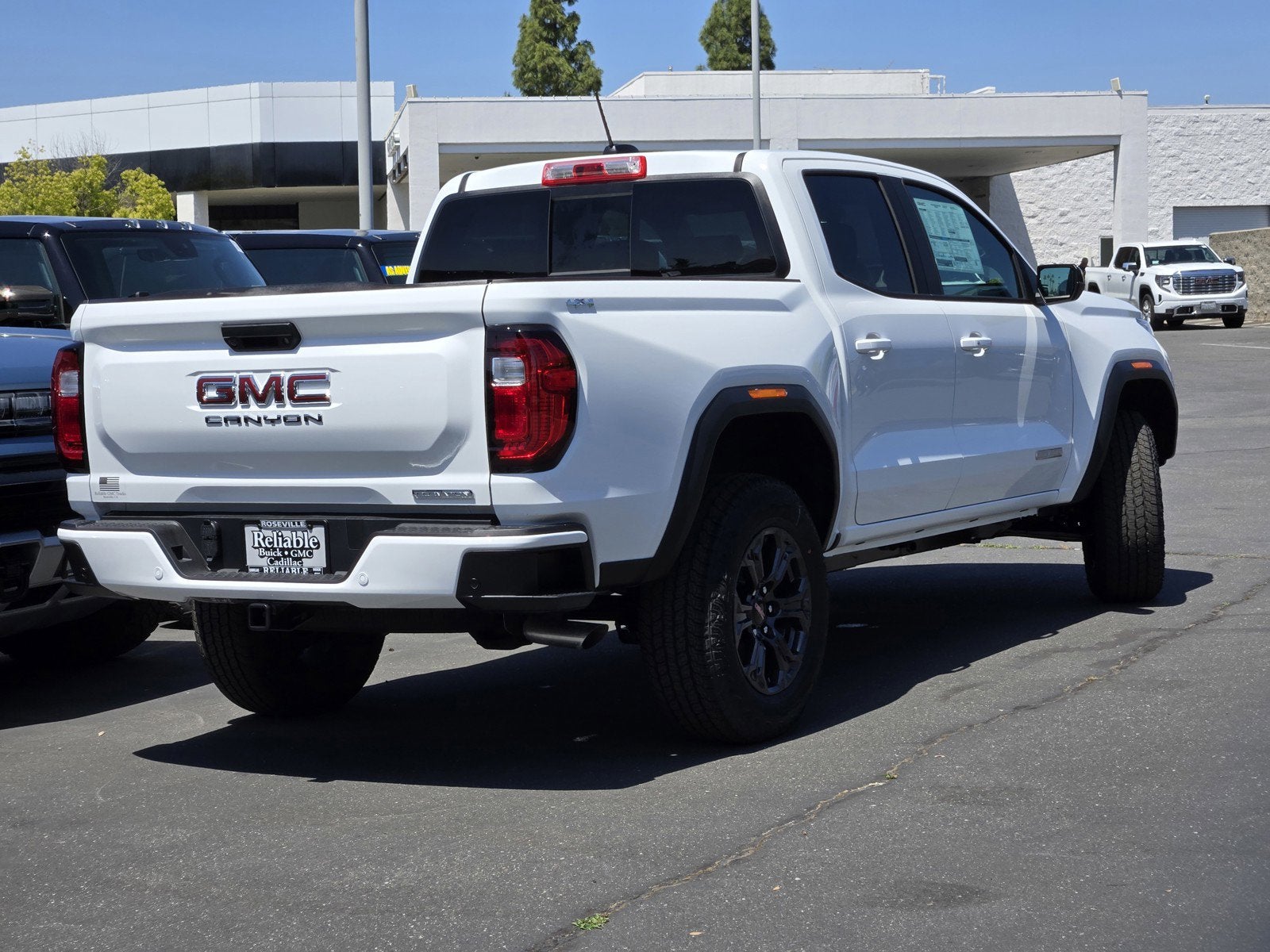 2025 GMC Canyon Elevation