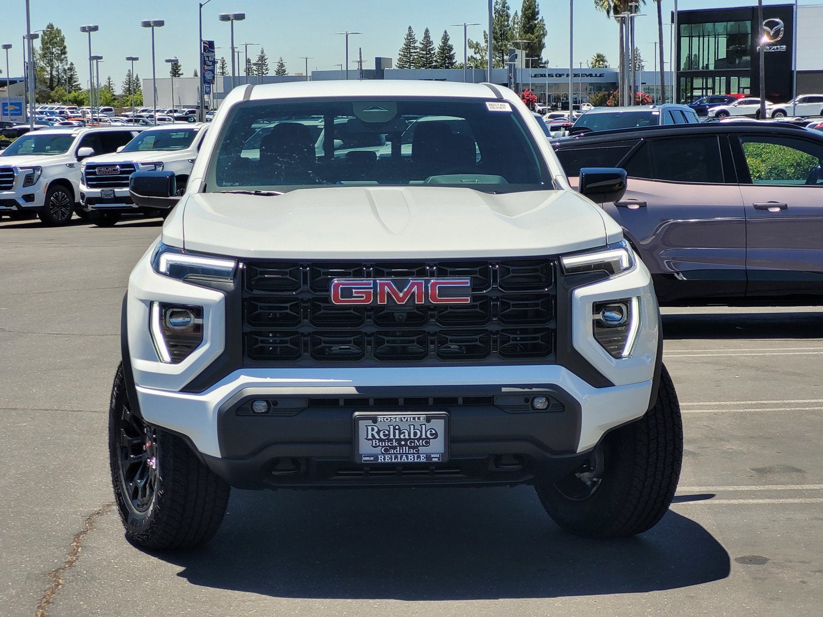 2026 GMC Canyon Elevation