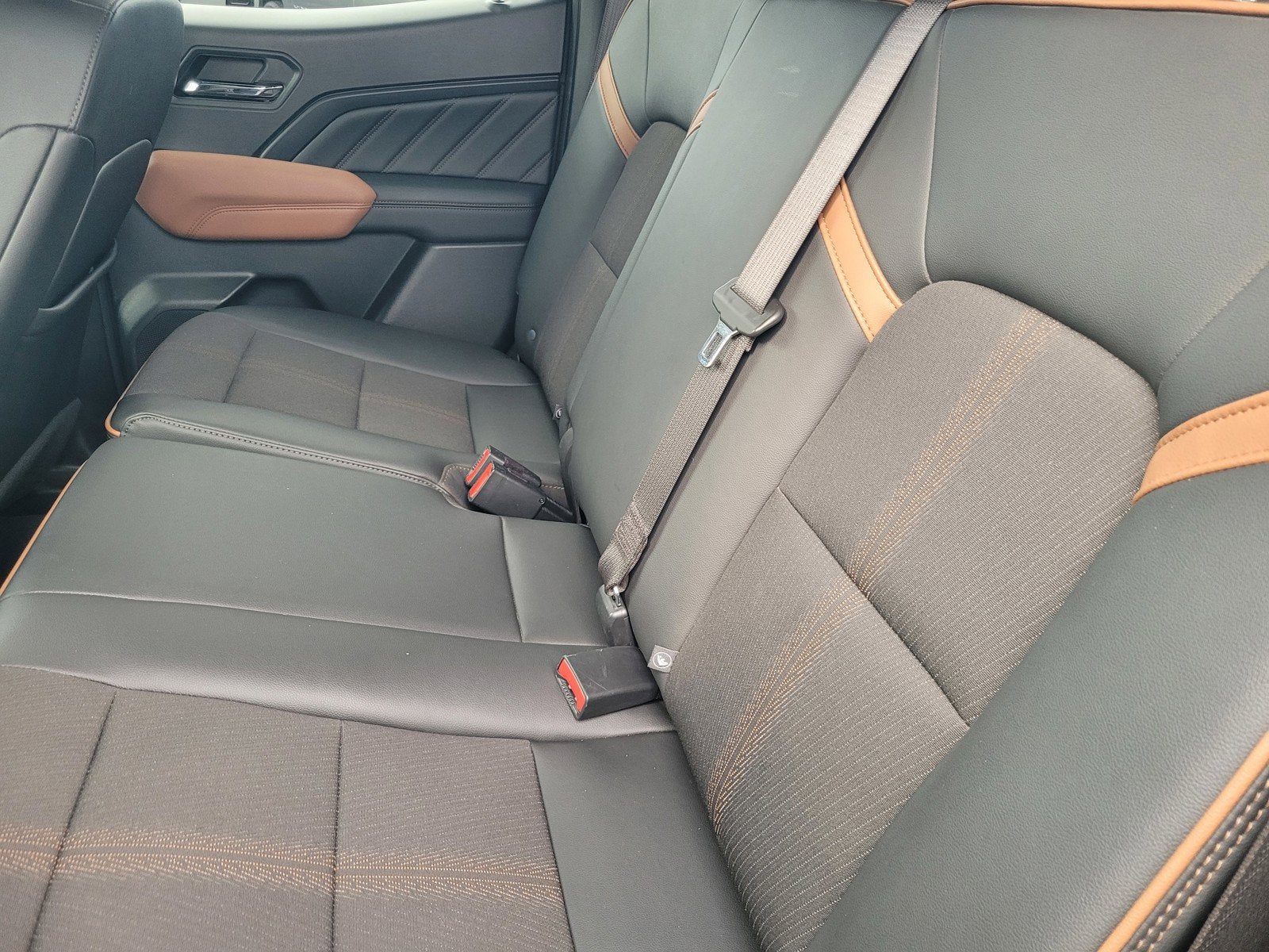 2023 GMC Canyon 4WD AT4