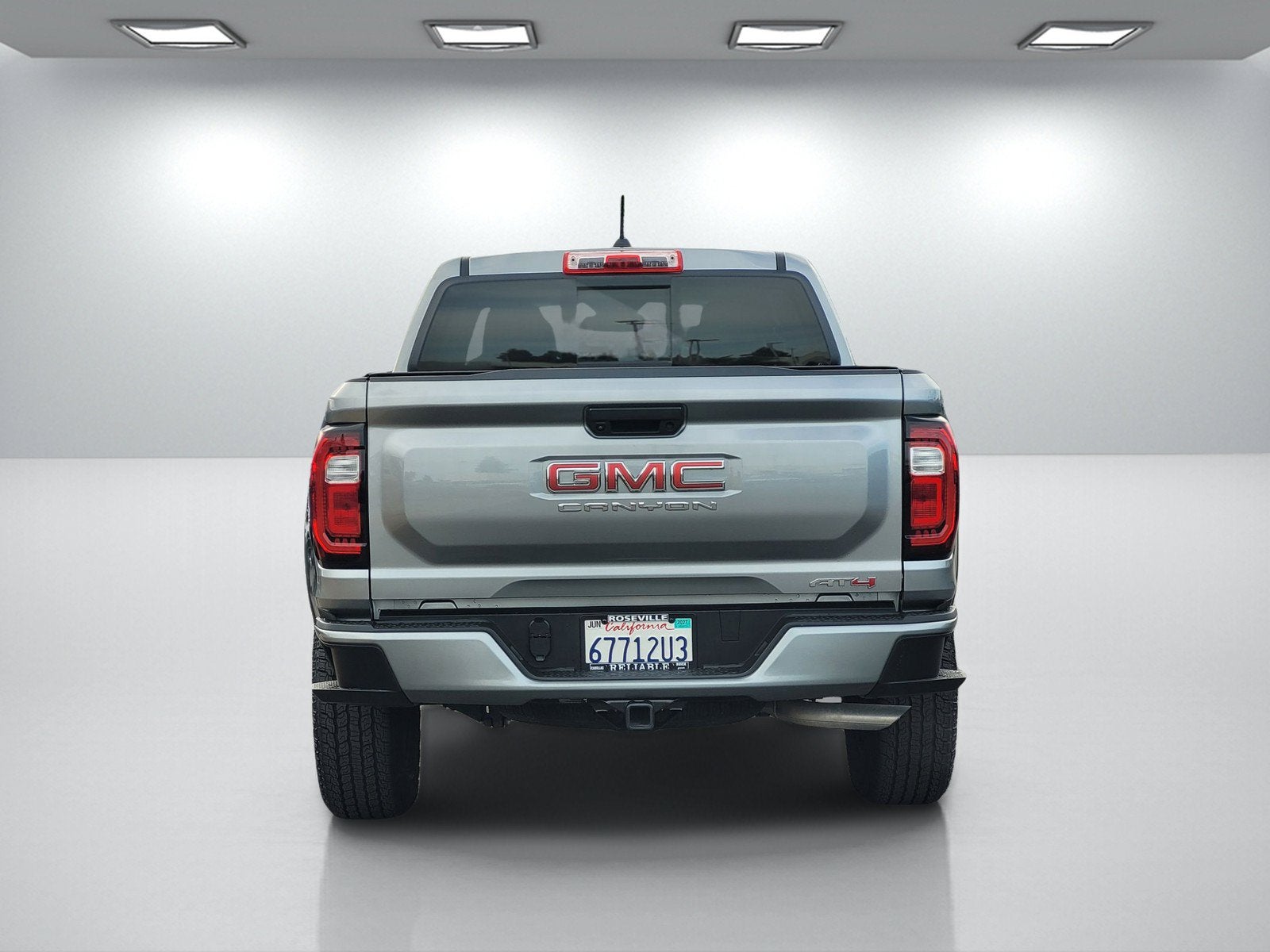 2023 GMC Canyon 4WD AT4