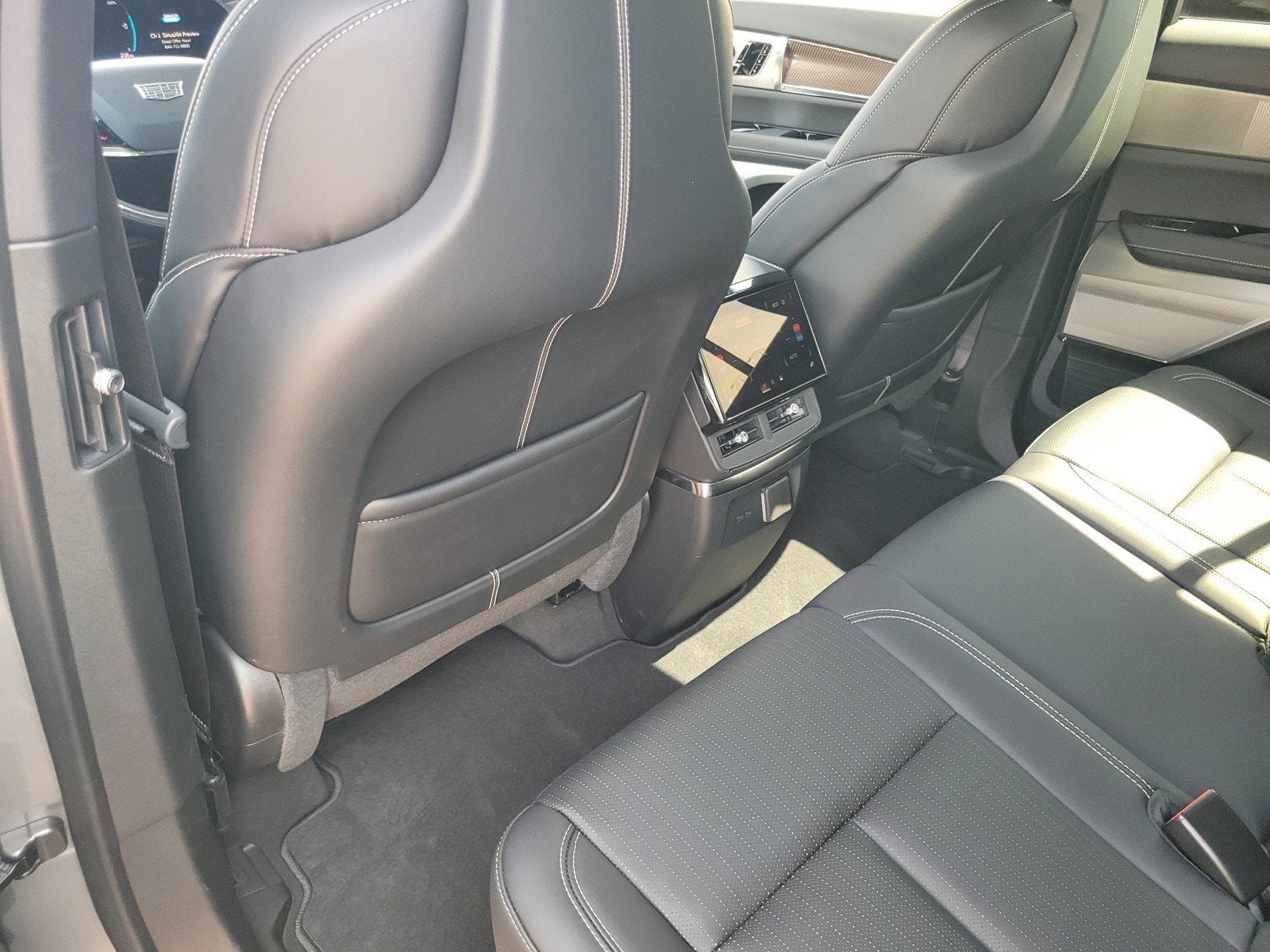 2026 Cadillac VISTIQ Sport