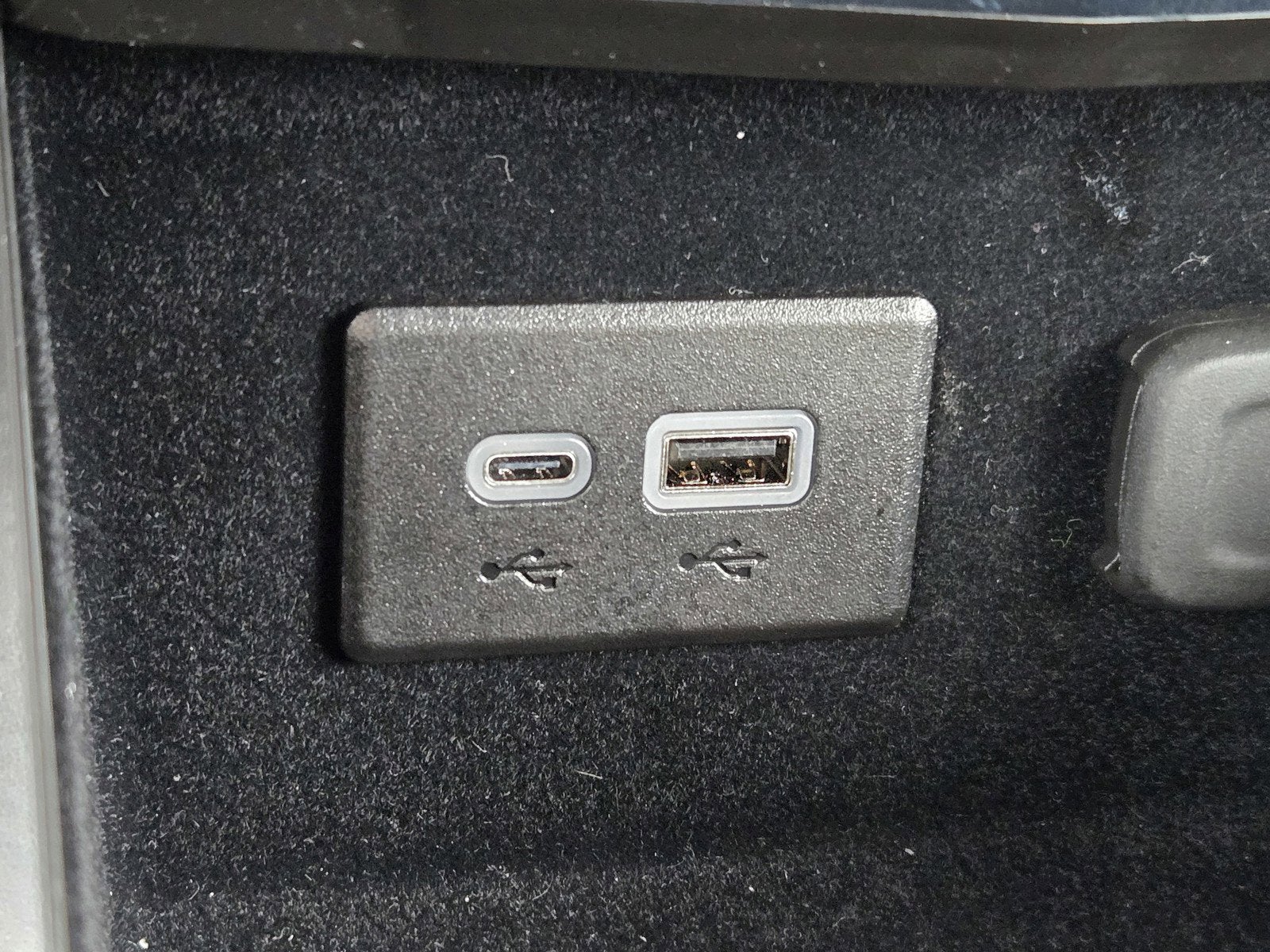 2025 Cadillac XT4 Sport