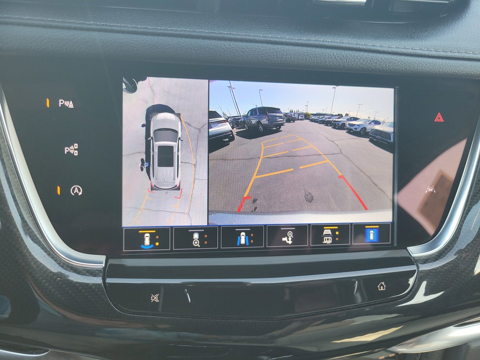 2024 Cadillac XT6 Sport