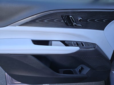 2024 Cadillac LYRIQ Luxury 1