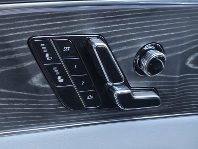 2024 Cadillac LYRIQ Luxury 1