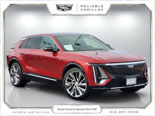 2025 Cadillac LYRIQ Luxury 3