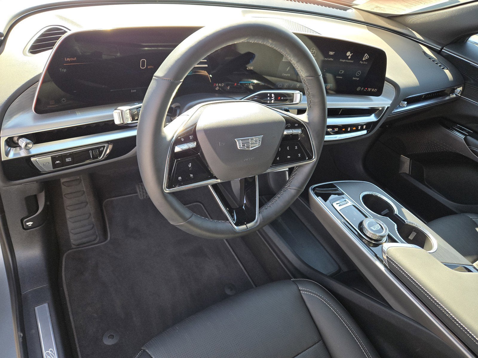 2025 Cadillac LYRIQ Sport 1