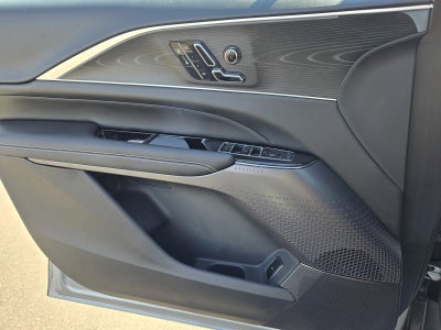 2025 Cadillac LYRIQ Sport 1