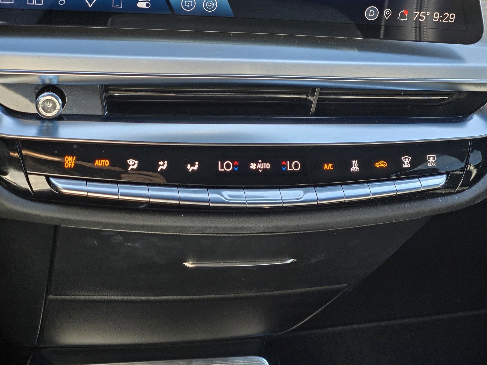2025 Cadillac LYRIQ Sport 1