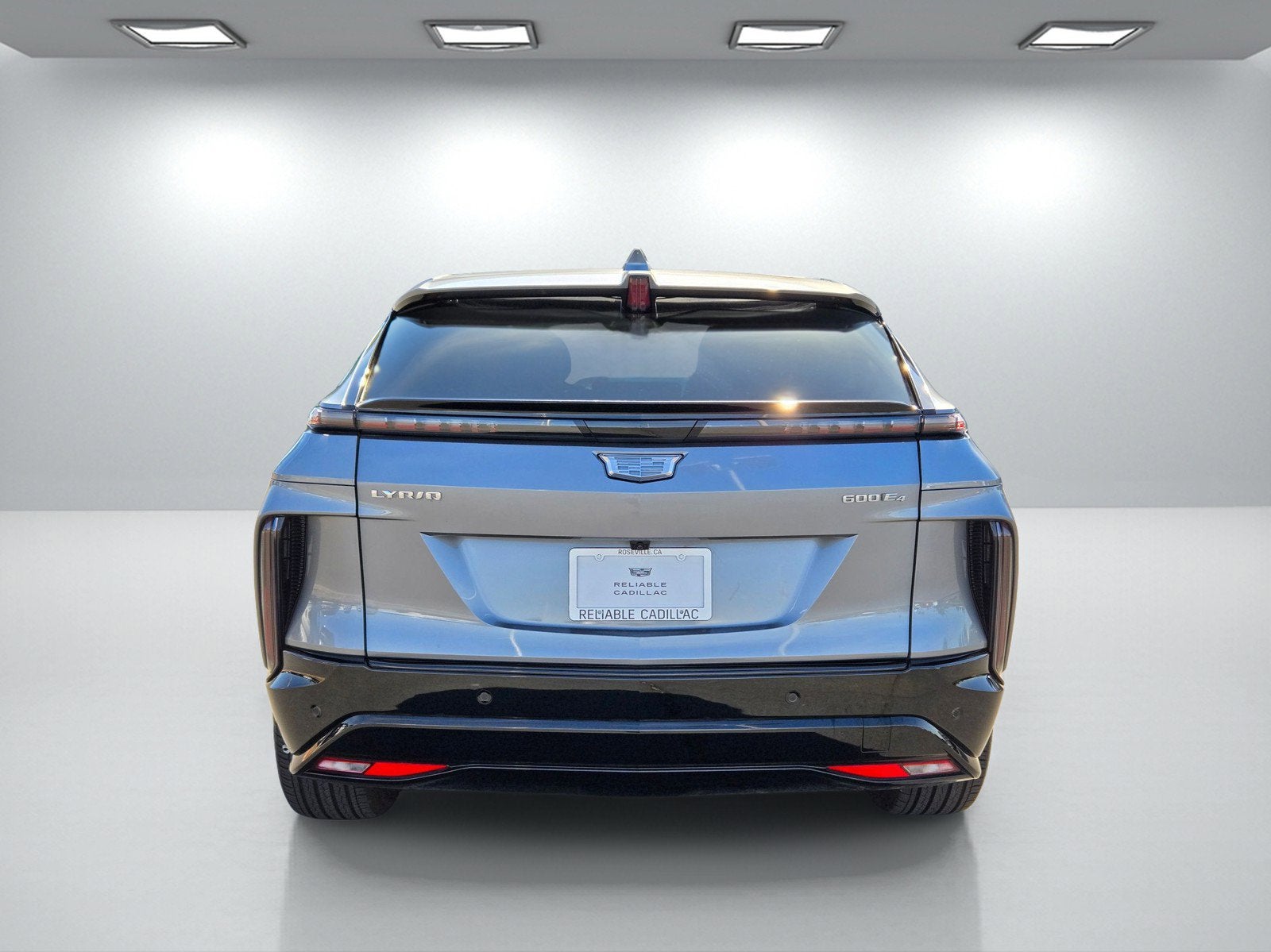 2025 Cadillac LYRIQ Sport 1
