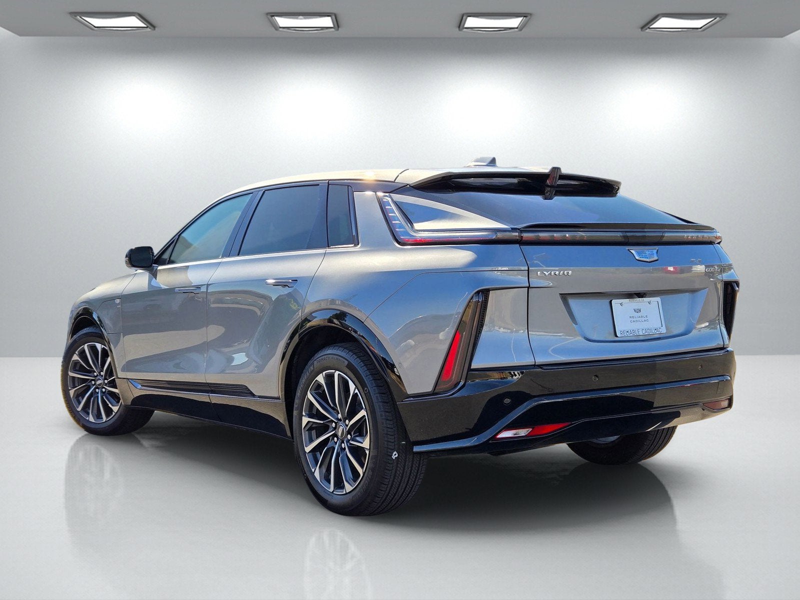 2025 Cadillac LYRIQ Sport 1