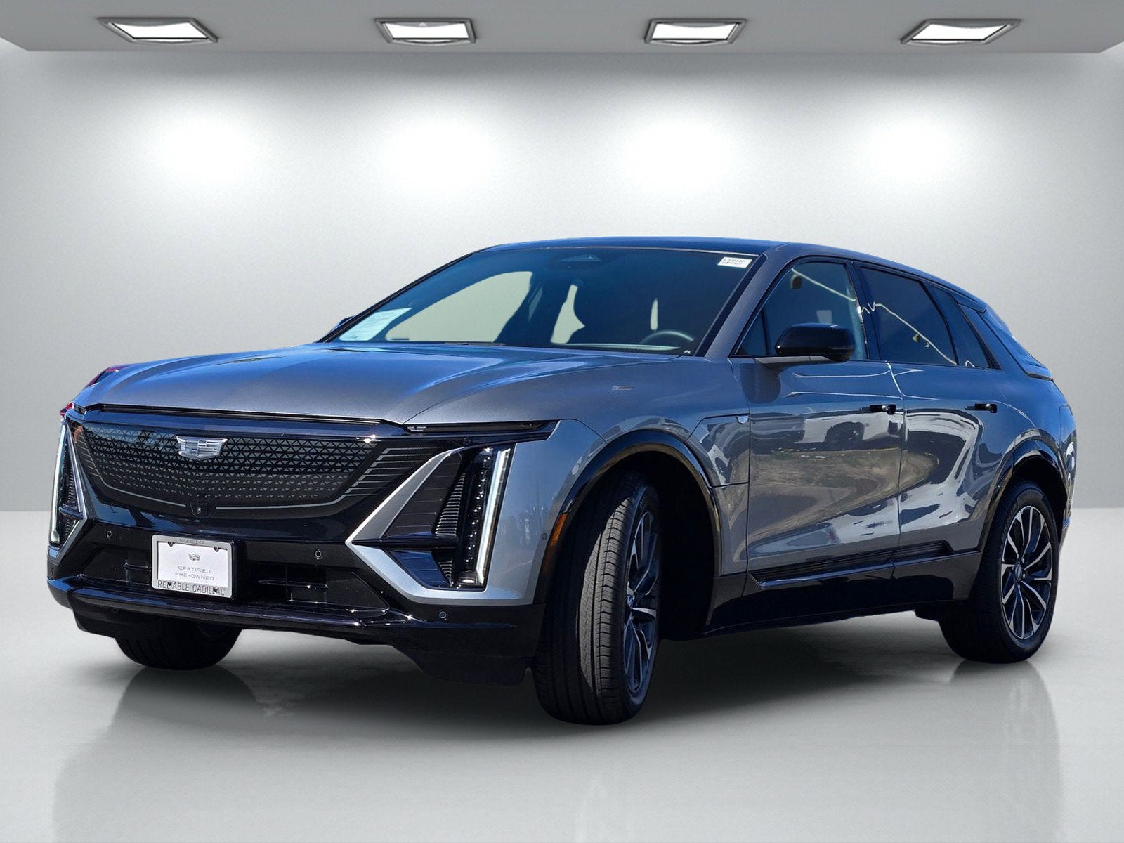 2025 Cadillac LYRIQ Sport 1