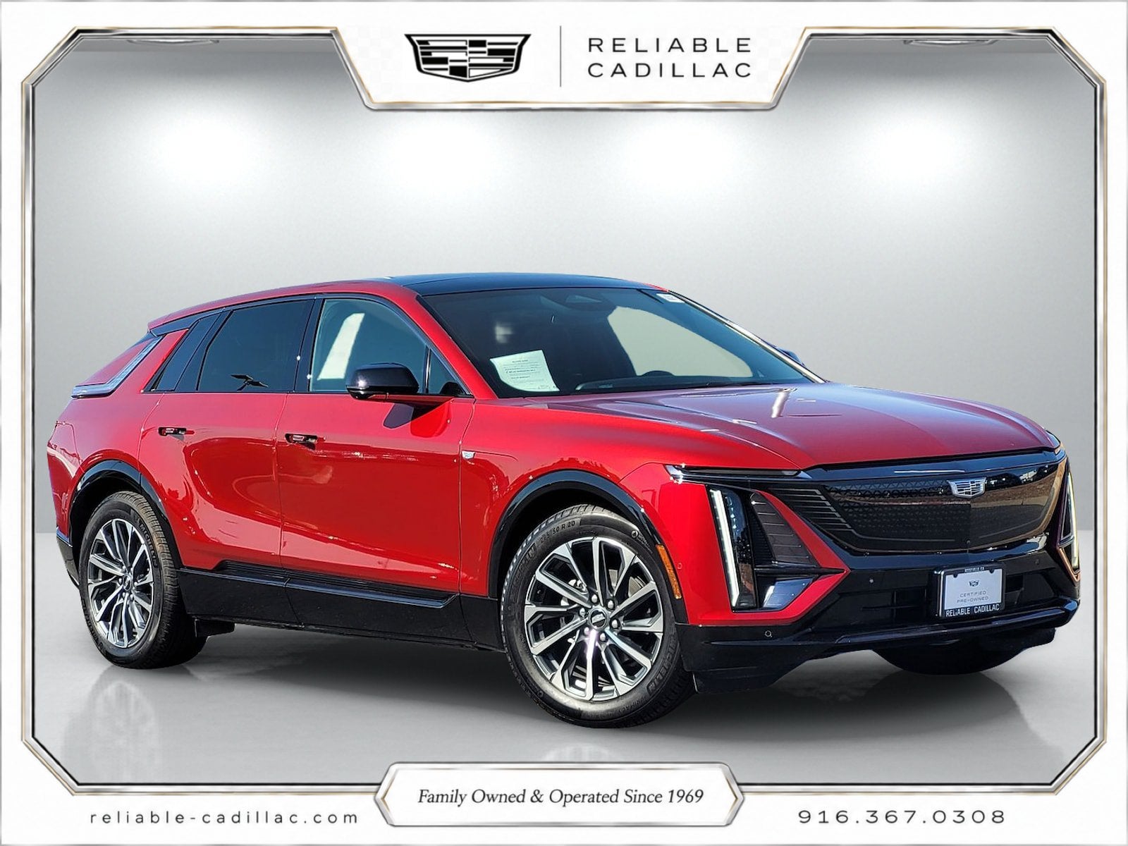 2024 Cadillac LYRIQ Sport 2