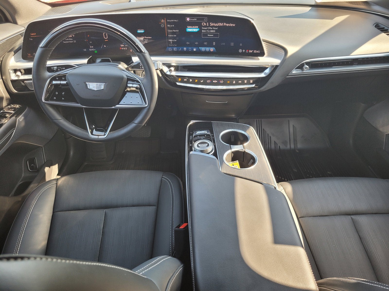 2024 Cadillac LYRIQ Sport 2