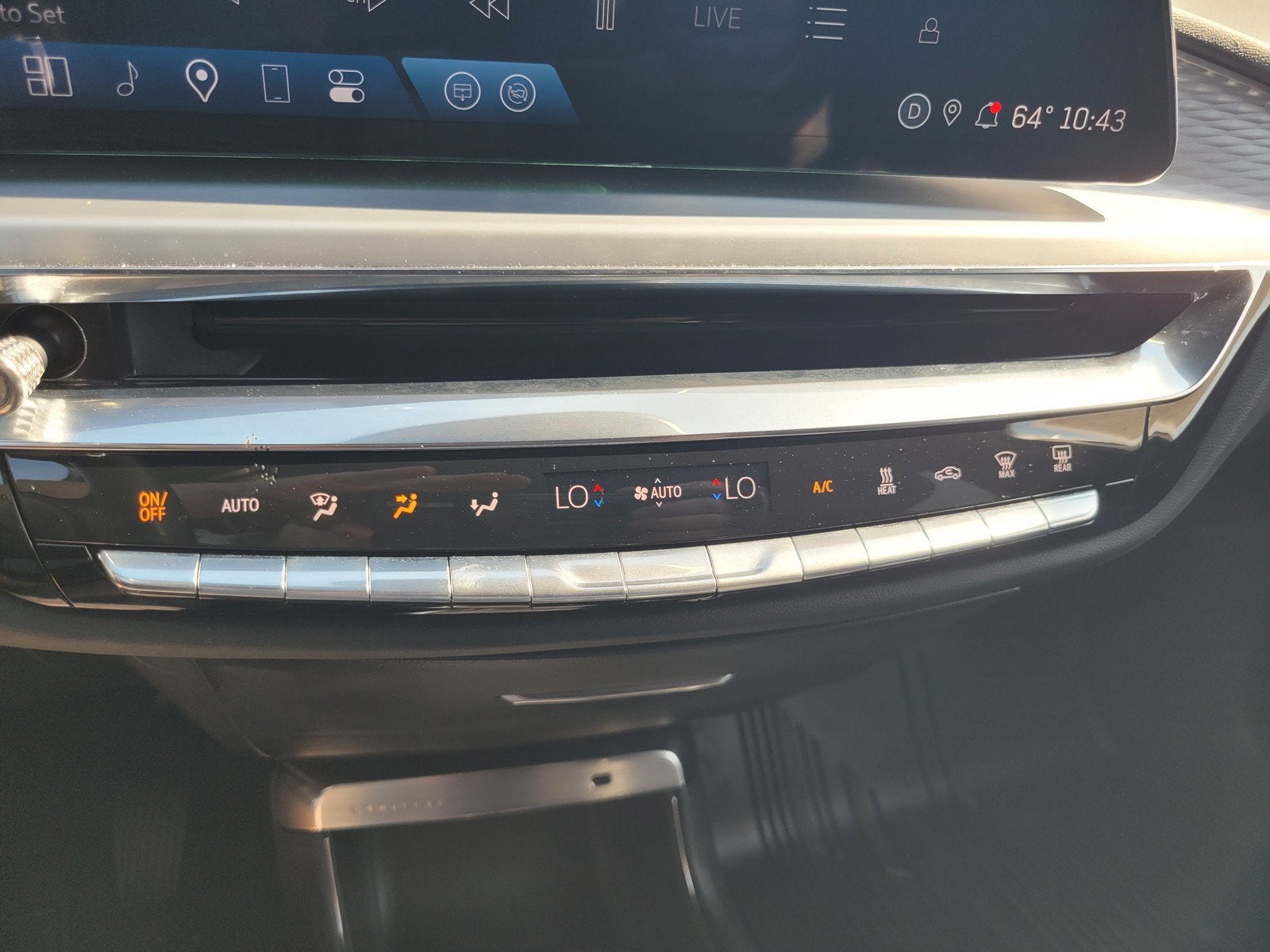 2024 Cadillac LYRIQ Sport 2