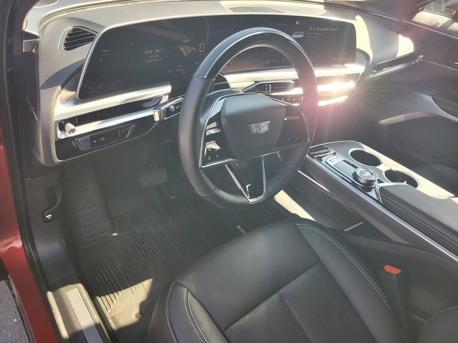 2024 Cadillac LYRIQ Sport 2