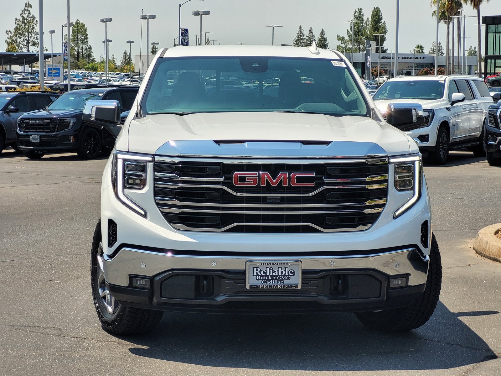 2026 GMC Sierra 1500 SLT