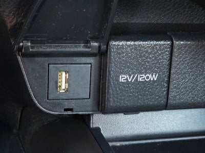2022 Toyota Camry Hybrid LE