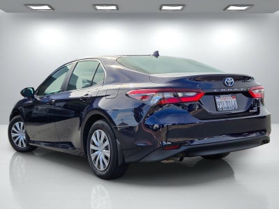 2022 Toyota Camry Hybrid LE