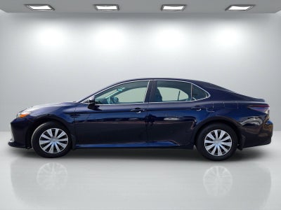 2022 Toyota Camry Hybrid LE