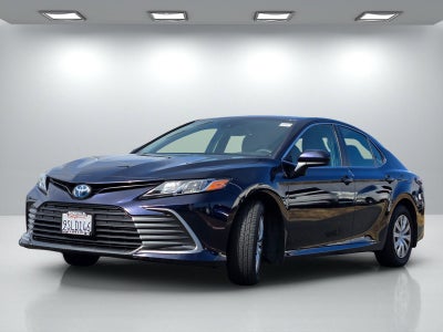 2022 Toyota Camry Hybrid LE