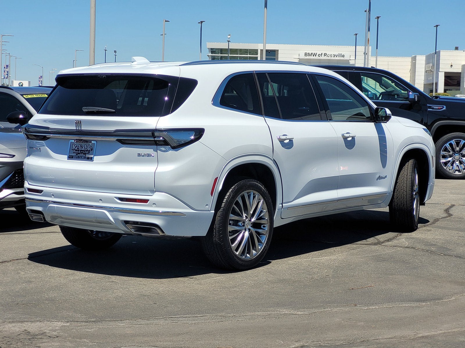 2026 Buick Enclave Avenir