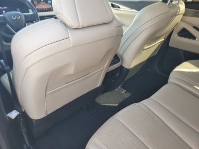 2024 INFINITI QX60 LUXE
