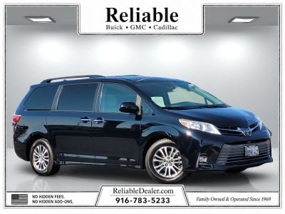 2019 Toyota Sienna XLE Auto Access Seat