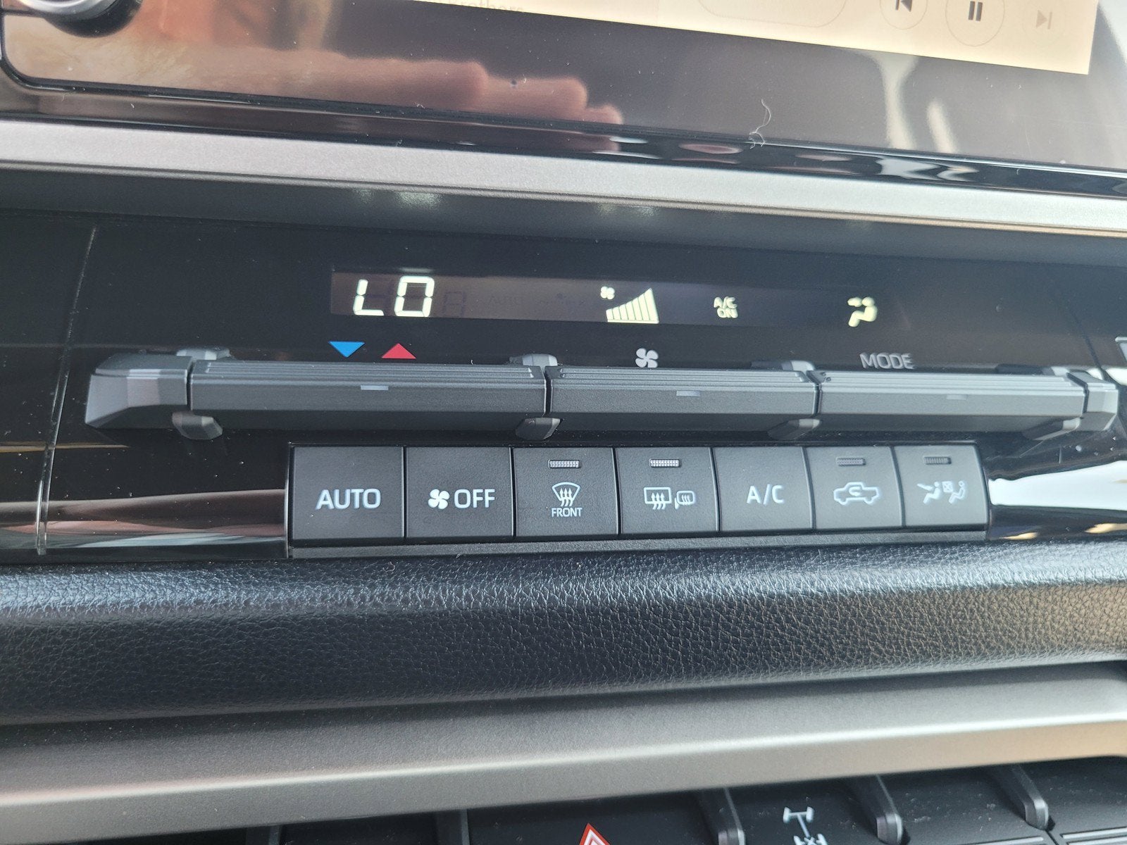 2026 Toyota Tundra 4WD SR