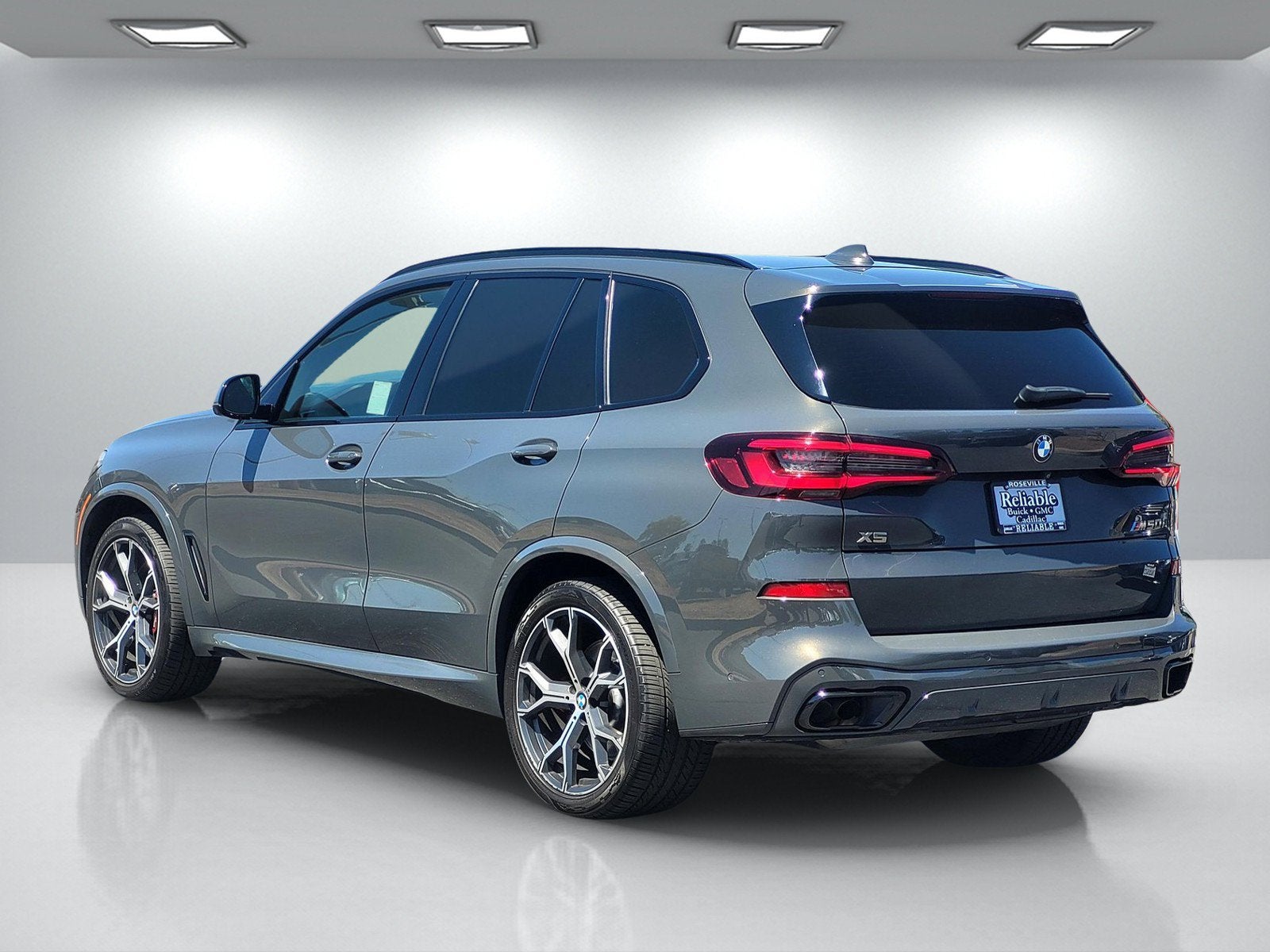 2021 BMW X5 M50i