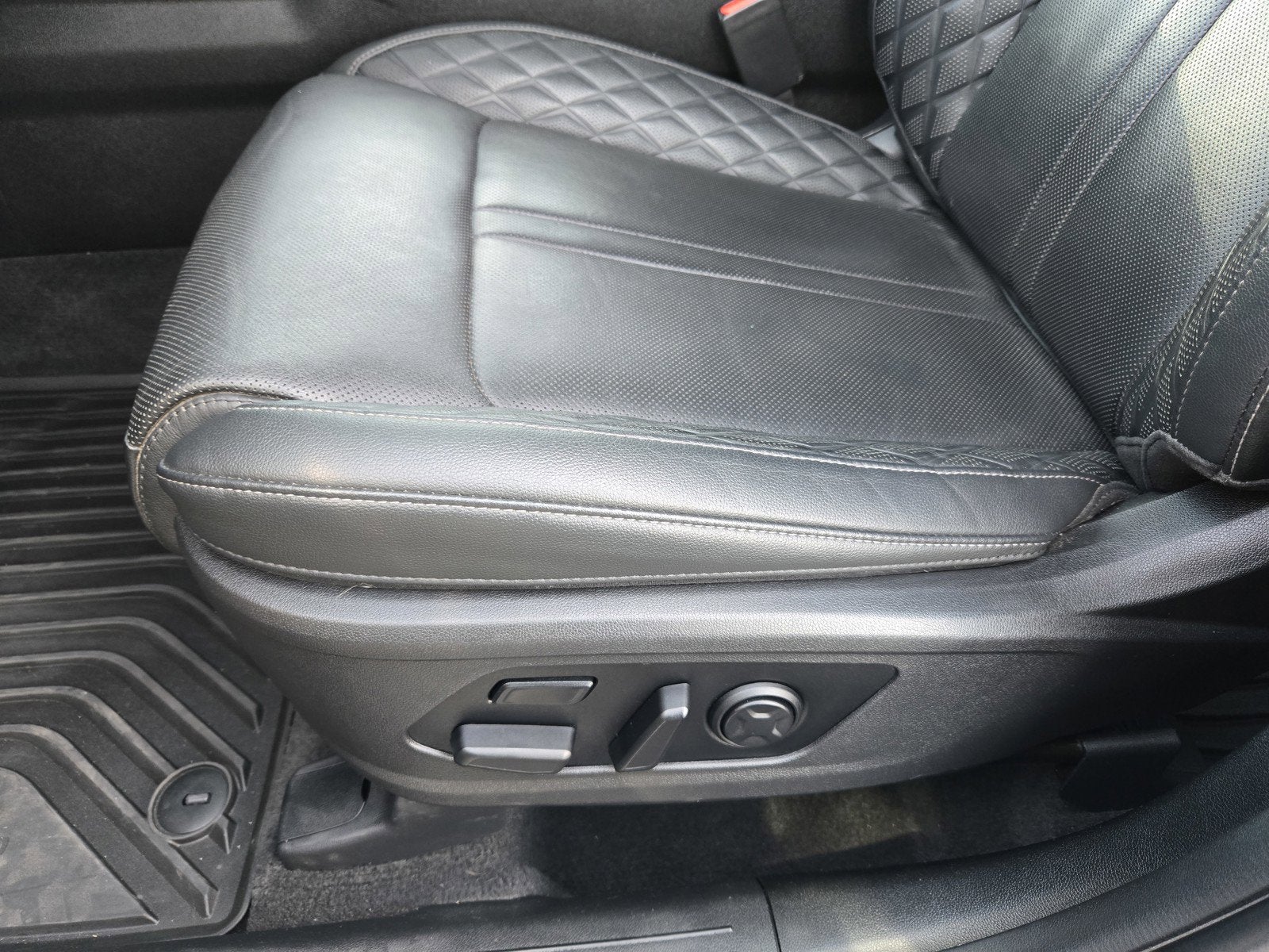 2023 Kia Sorento X-Line SX Prestige