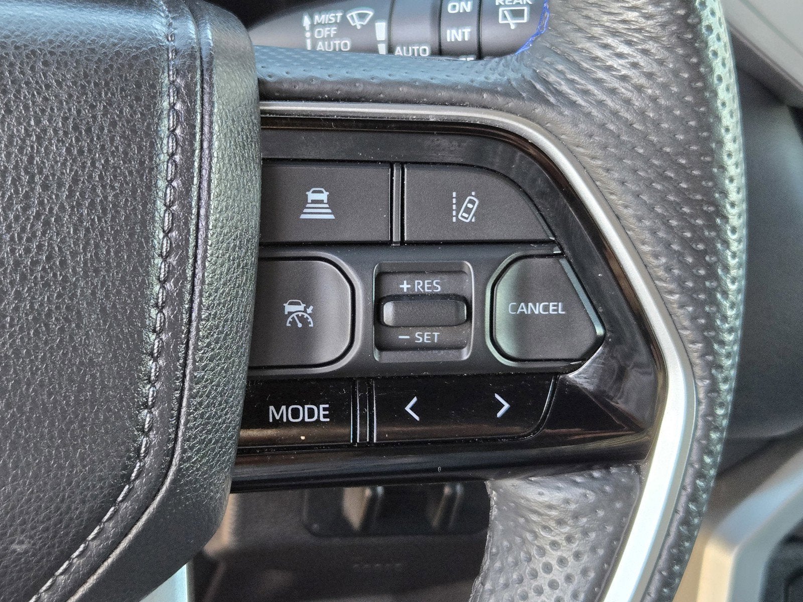 2024 Toyota Sequoia SR5