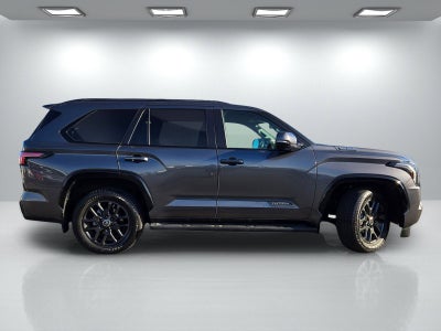 2024 Toyota Sequoia SR5