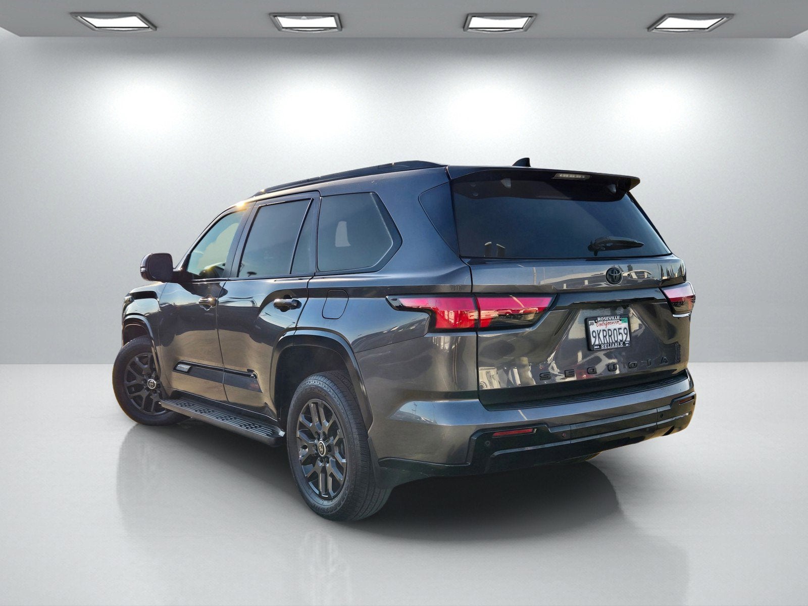 2024 Toyota Sequoia SR5